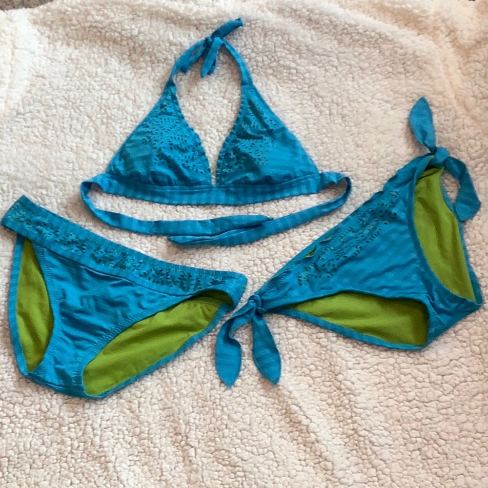 Mossimo Bikini with 2 Bottoms